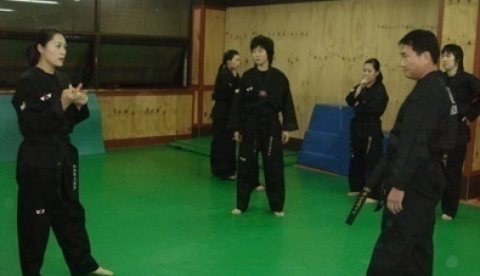 무도 실기교육 — 호신술 시범